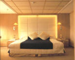 Deluxe HoneyMoon Cruises Marriage Luxury Cruises queen elizabeth 2 qe 2 cruises